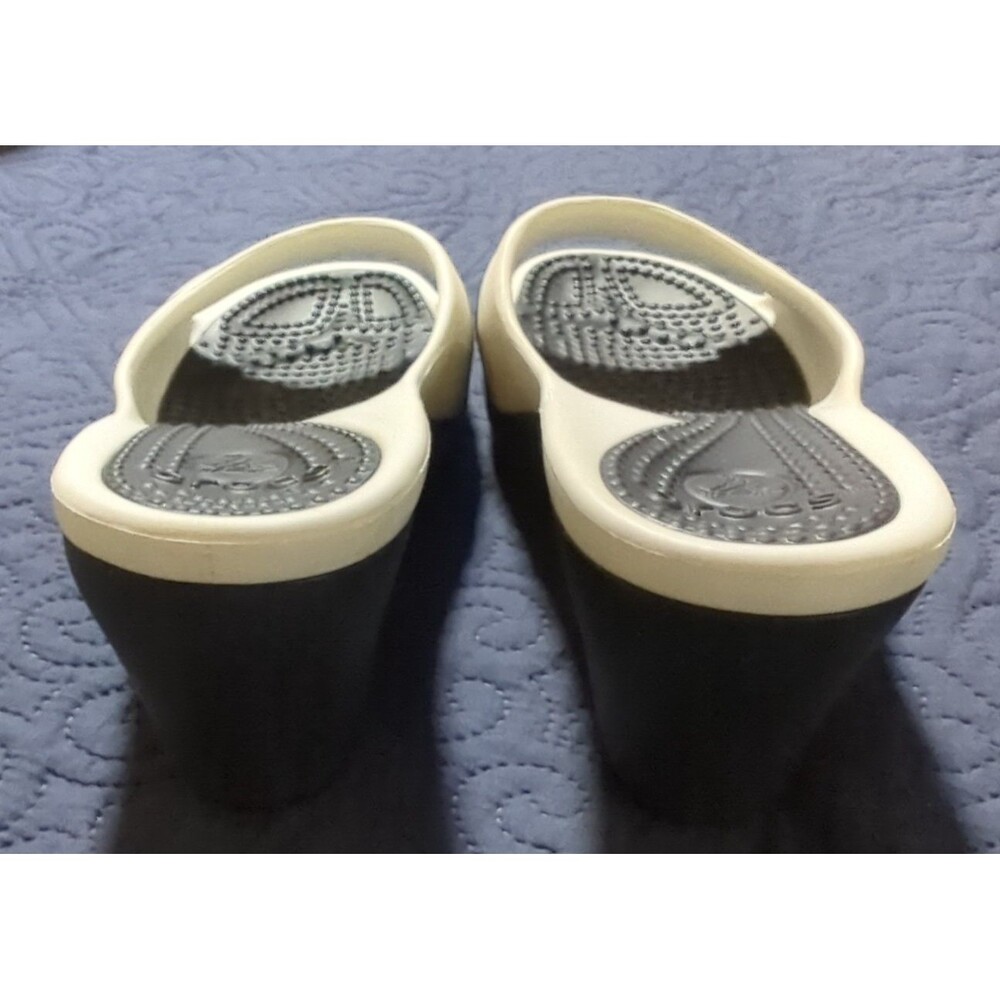 Crocs Sassari Wedge Sandal Heels Black White Women's Size 9 Slip On Casual Style - Picture 6 of 10